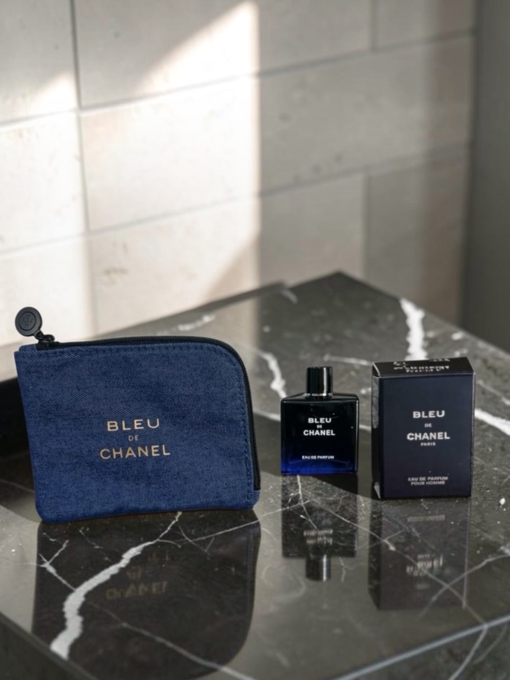 CHANEL Bleu De Chanel Denim Cosmetic Pouch & EDP Mini Gift Set New - Picture 10 of 10